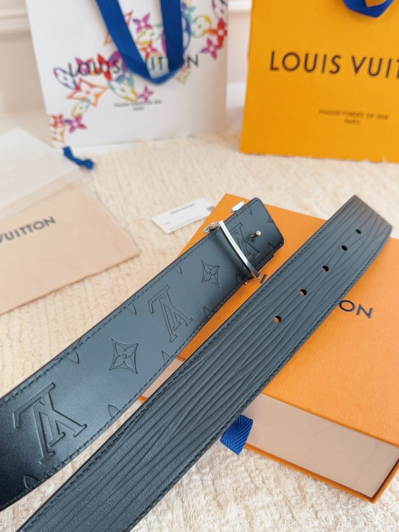 l0vis Vvtt0n belts